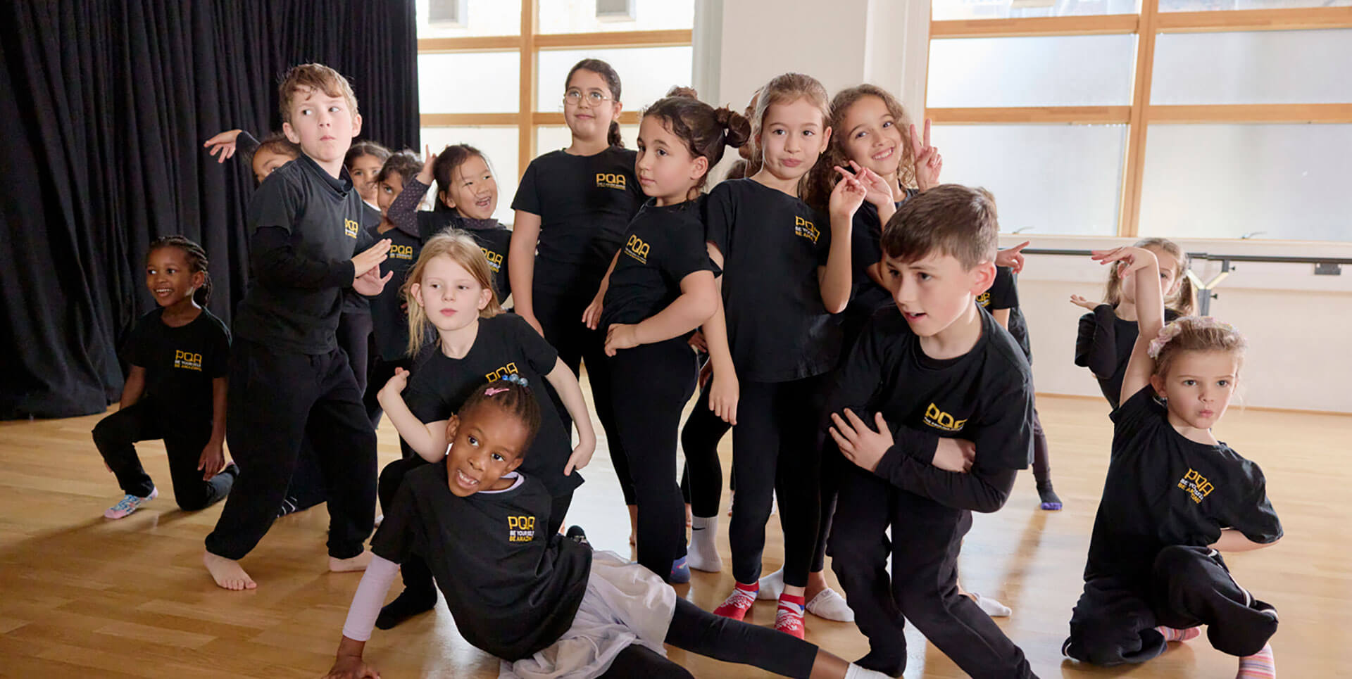 How Dance Classes in Dubai Help Expats Build Friendships and Confidence